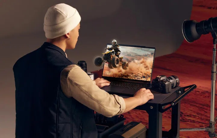 ASUS is unveiling not one, but two new 16-inch 3D notebooks. (Image source: ASUS).