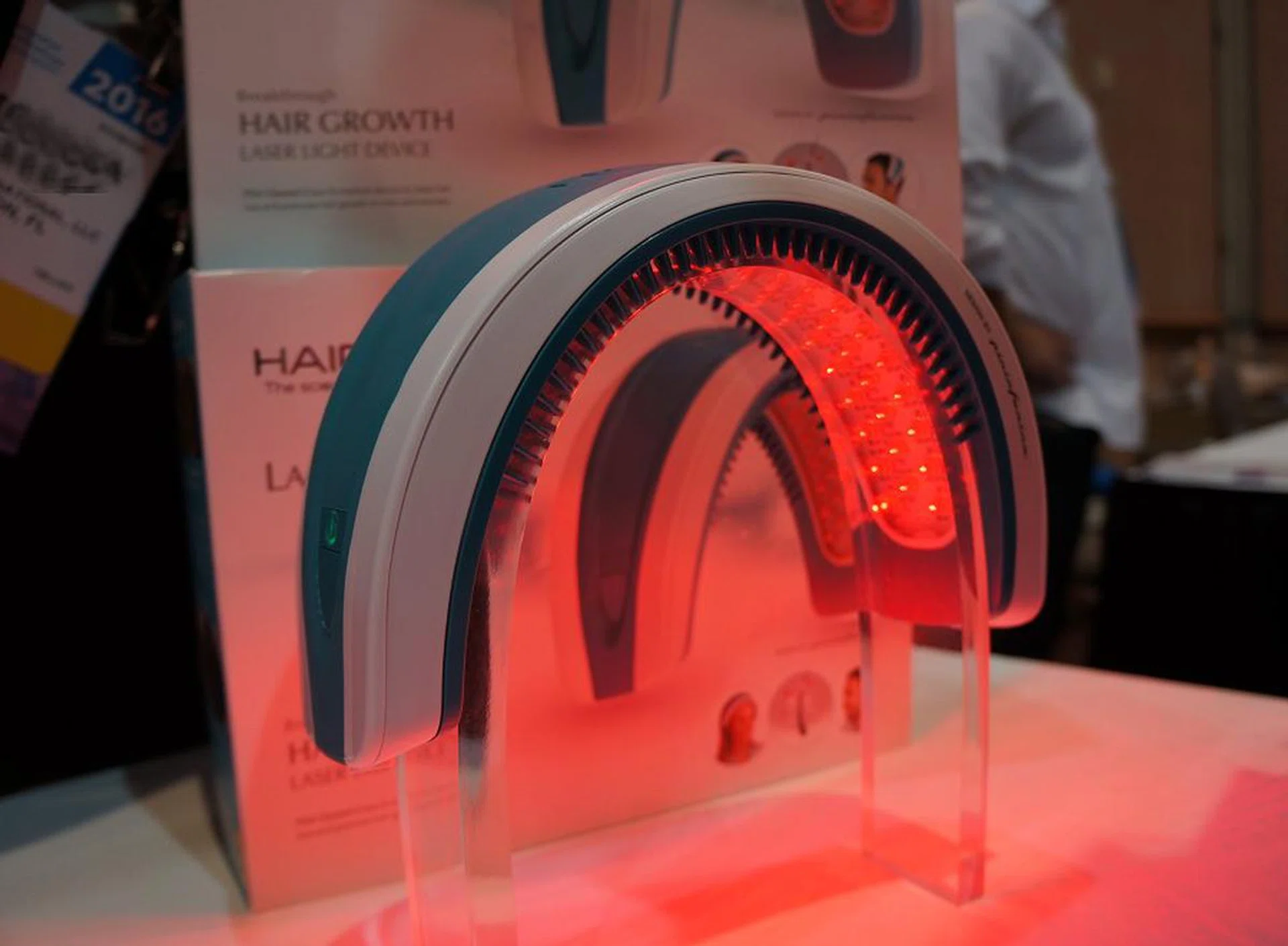 How about a device that stimulates hair growth by just using it for 90 seconds a day? If you recently observed hair thinning on your scalp, the Hairmax band uses 82 medical grade laser light source to reverse your current situation and help stimulate hair growth through a process called Photo Biostimulation. It is said that one can see observable changes in about three months of continuous use. It will be available next quarter for US$795.