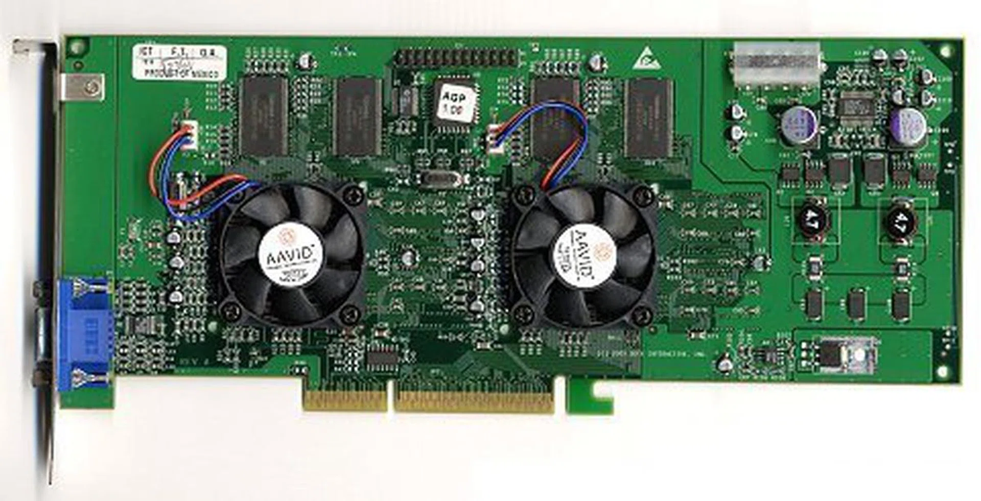  The Voodoo 5. This was to be 3dfx's last graphics card. The twin-threat that was the GeForce 256 and Radeon proved to be too much for the ailing graphics card company to handle.  