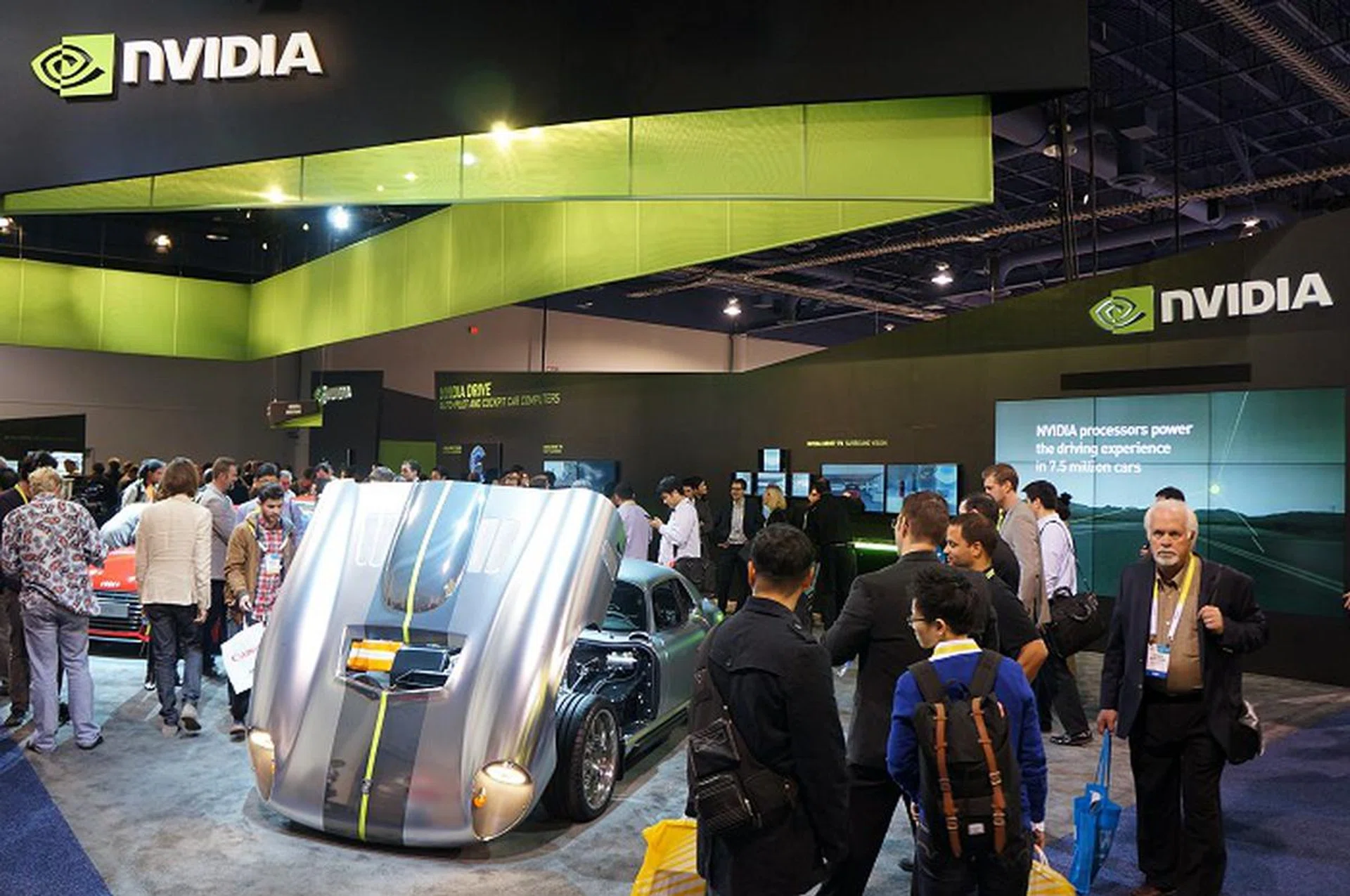 At NVIDIA's booth, we were given a chance to check out NVIDIA's Drive system implemented in an electric sports car. Renovo worked with NVIDIA to modify one of their Coupe for this special technical showcase and it could be a stepping stone for more such cars from the auto maker in the future. Over the next few photos, we'll give you a further close-up of this half a million-dollar car.