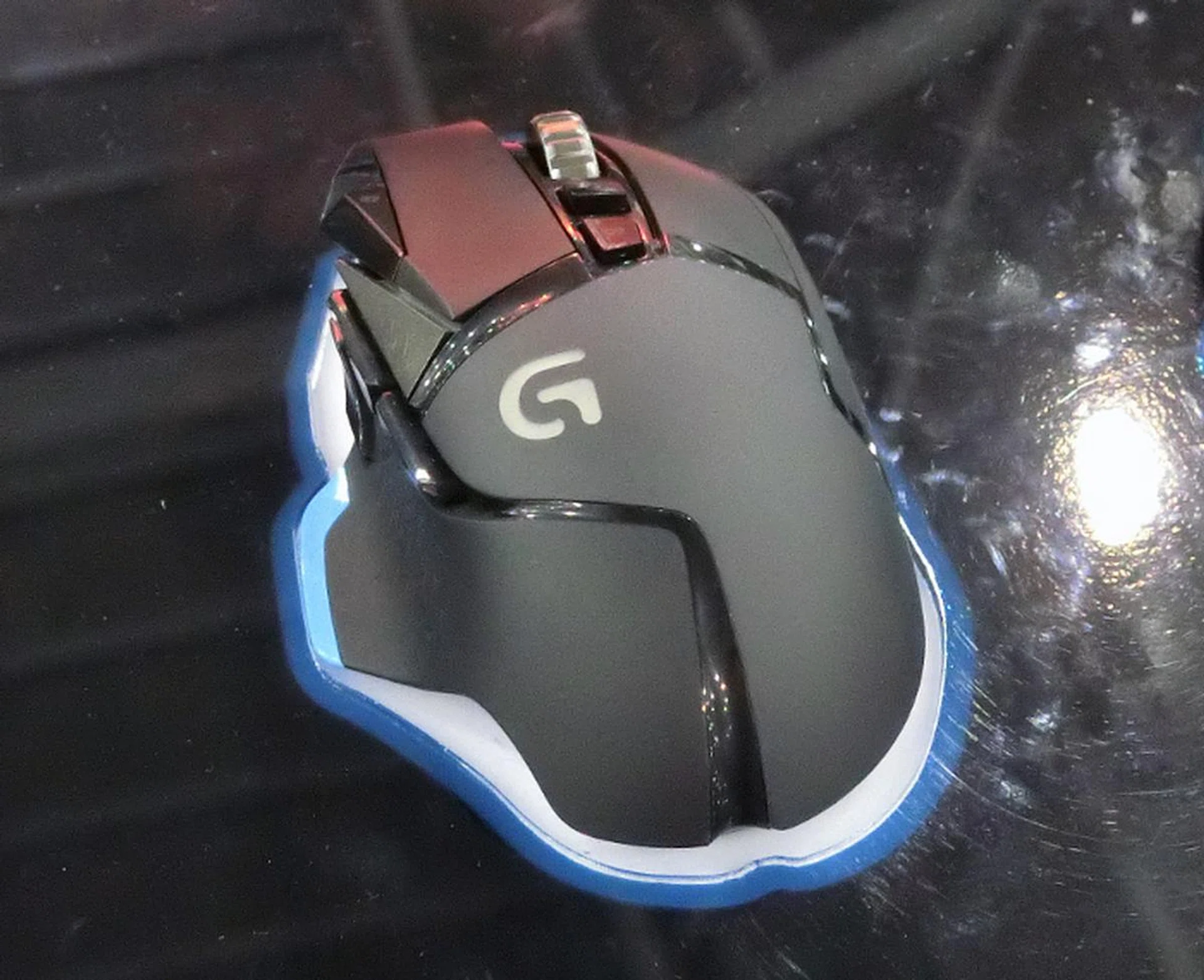 Want a gaming mouse with a comfortable design and which allows for customized weight adjustment? Grab the Logitech G502 for $99.
