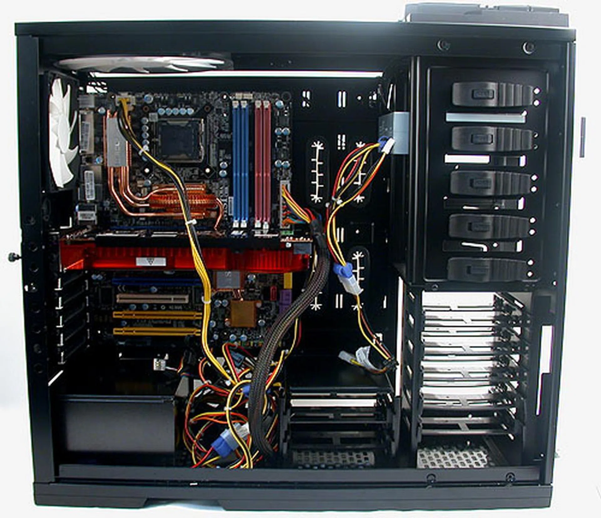 Installed with a motherboard, PSU and graphics card, it's easy to see how much space is left for users to manage their cables any way they want. We didn't route the cable underneath the motherboard tray, but this is precisely what we wanted to show that even with the cable clutter, it's not an issue for this case. The allowance for the graphics card is also very nice.