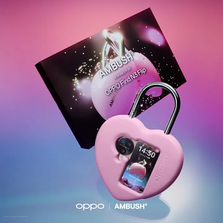 OPPO X AMBUSH Flipped Padlock for the OPPO Find N3 Flip.