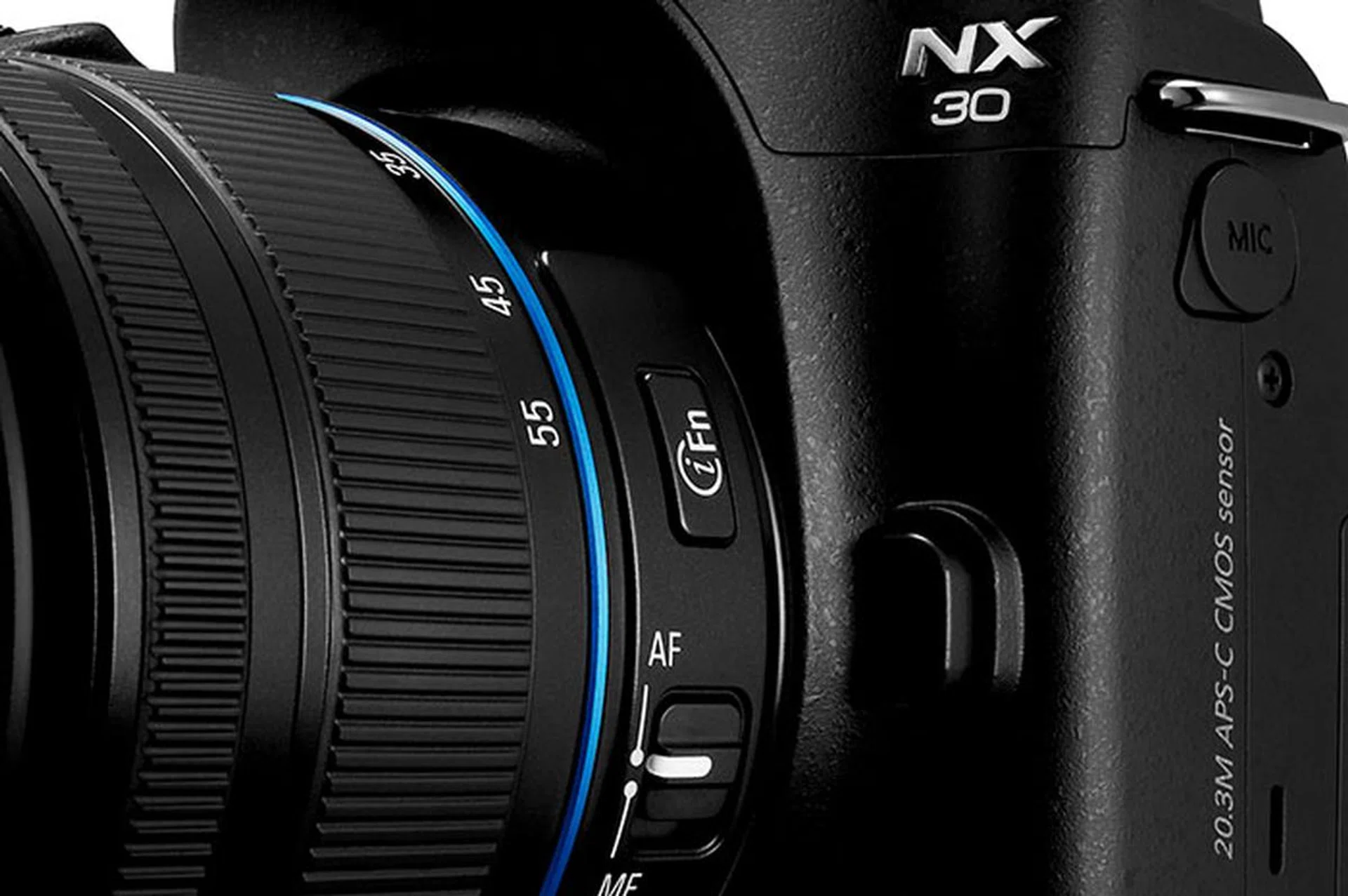Found on most Samsung lenses, the iFn button lets you quickly reassign a setting to the focus ring. You can switch between ISO speed, exposure compensation, and white balance - just to name a few.