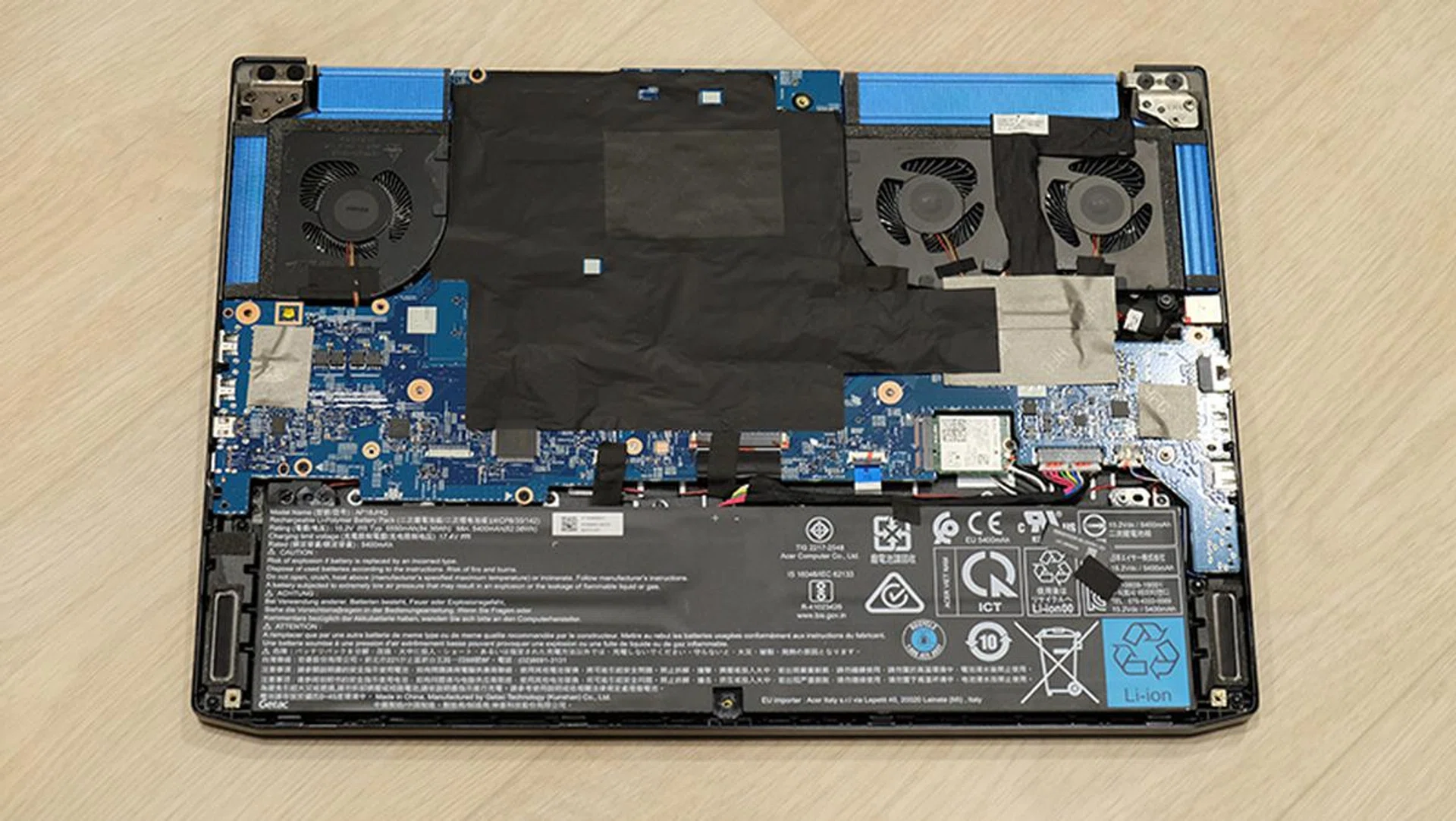 Acer Predator Triton 500