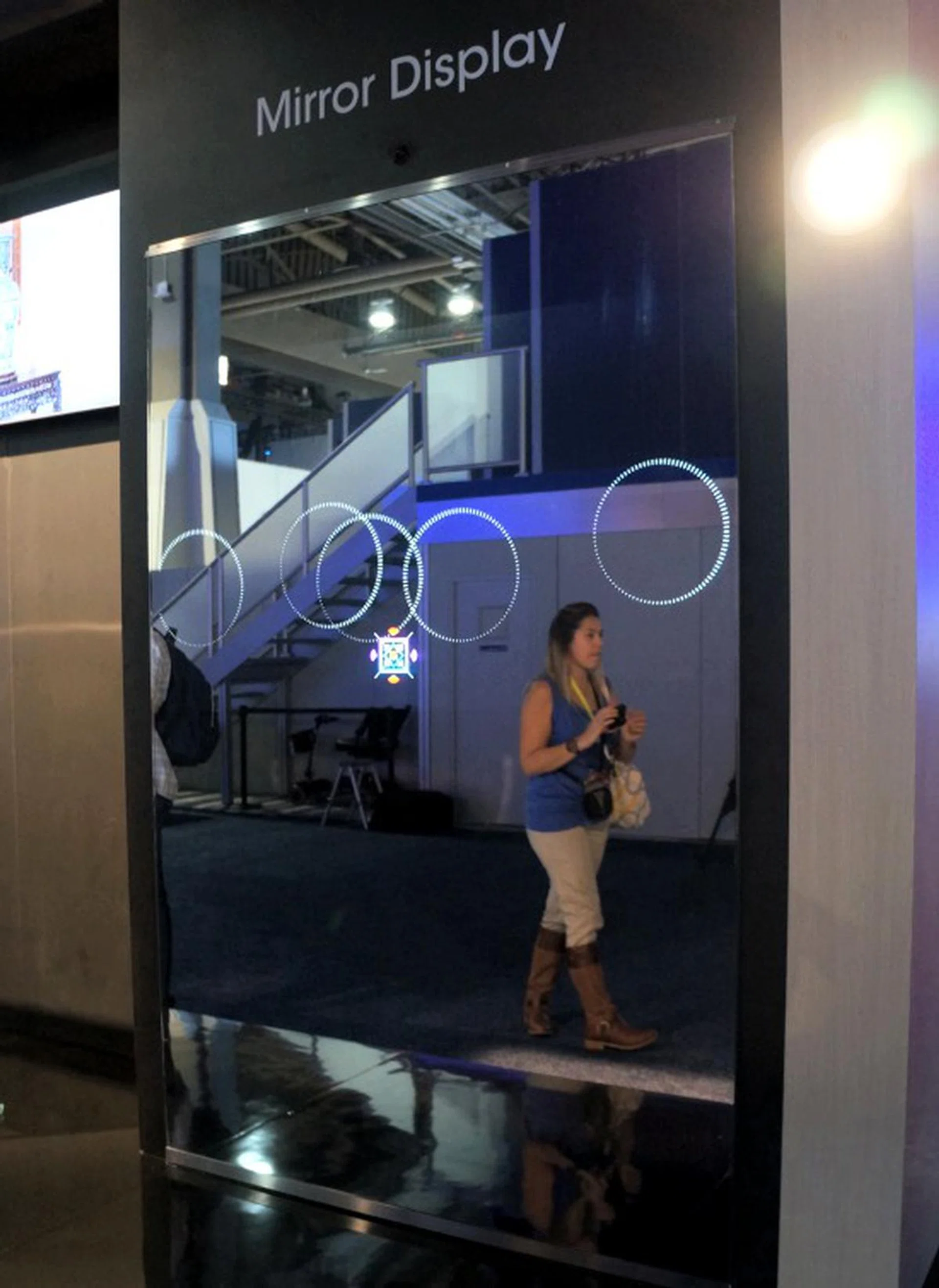 Do you know that there's such a thing as mirror displays?