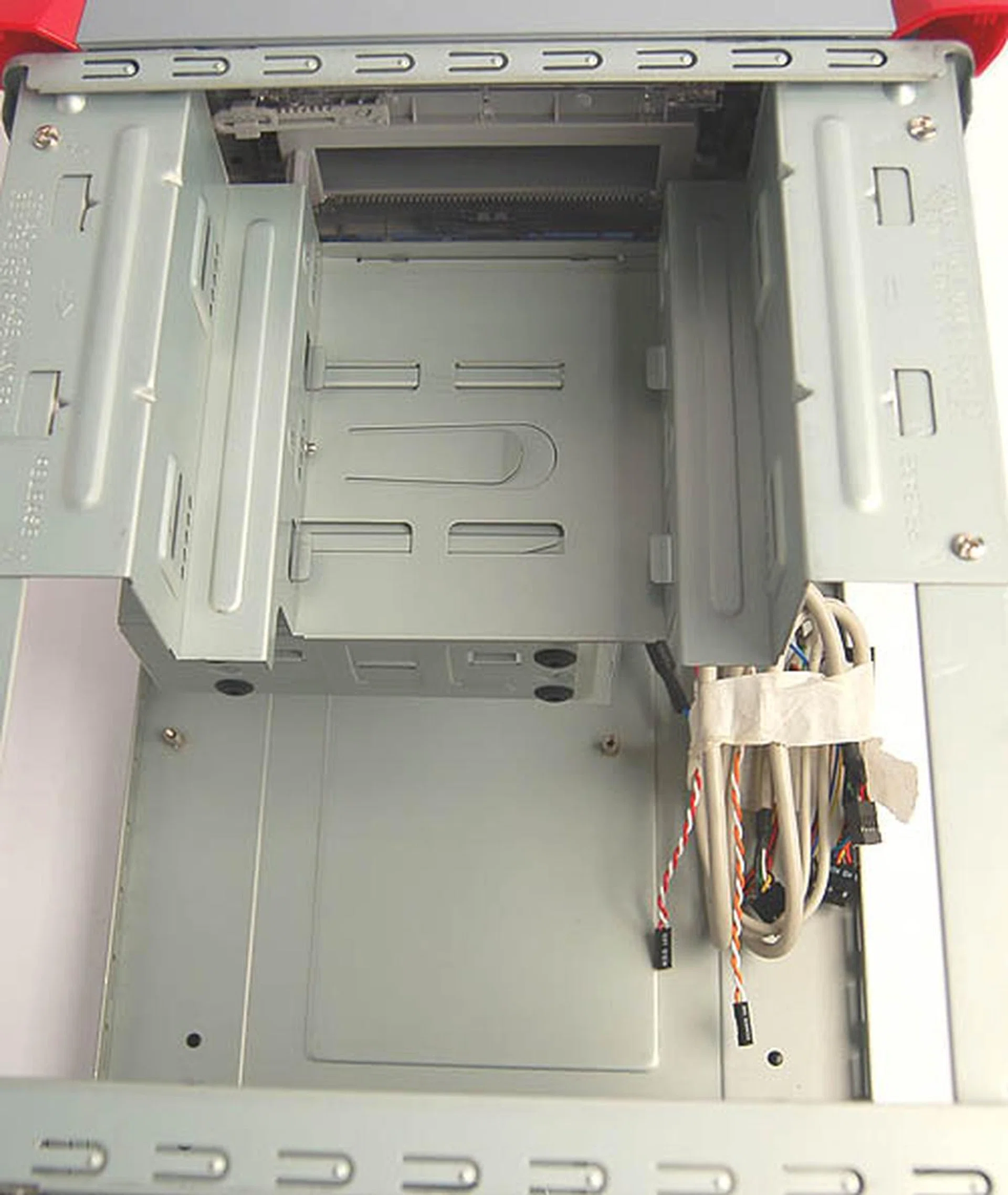 Another view of the casing without anything installed. 