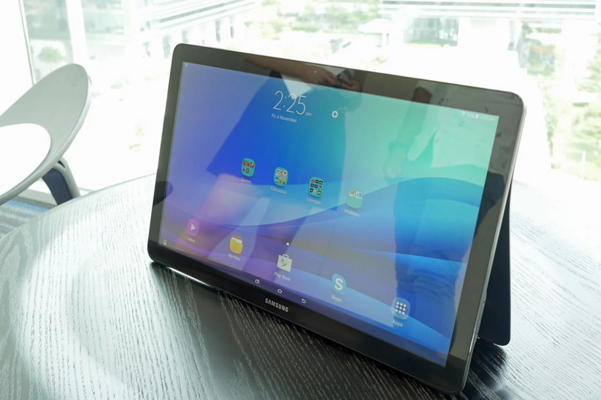 The Samsung Galaxy View, 18.4-inch Full HD display.