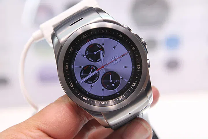 The LG Watch Urbane LTE.