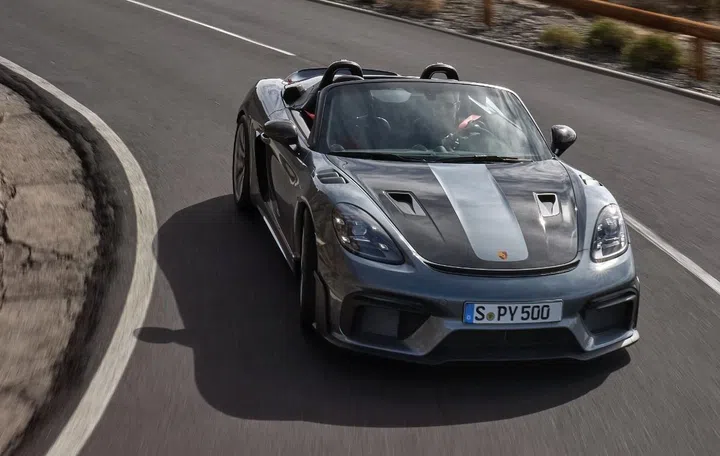 The new Porsche 718 Spyder RS. (Image source: Porsche)
