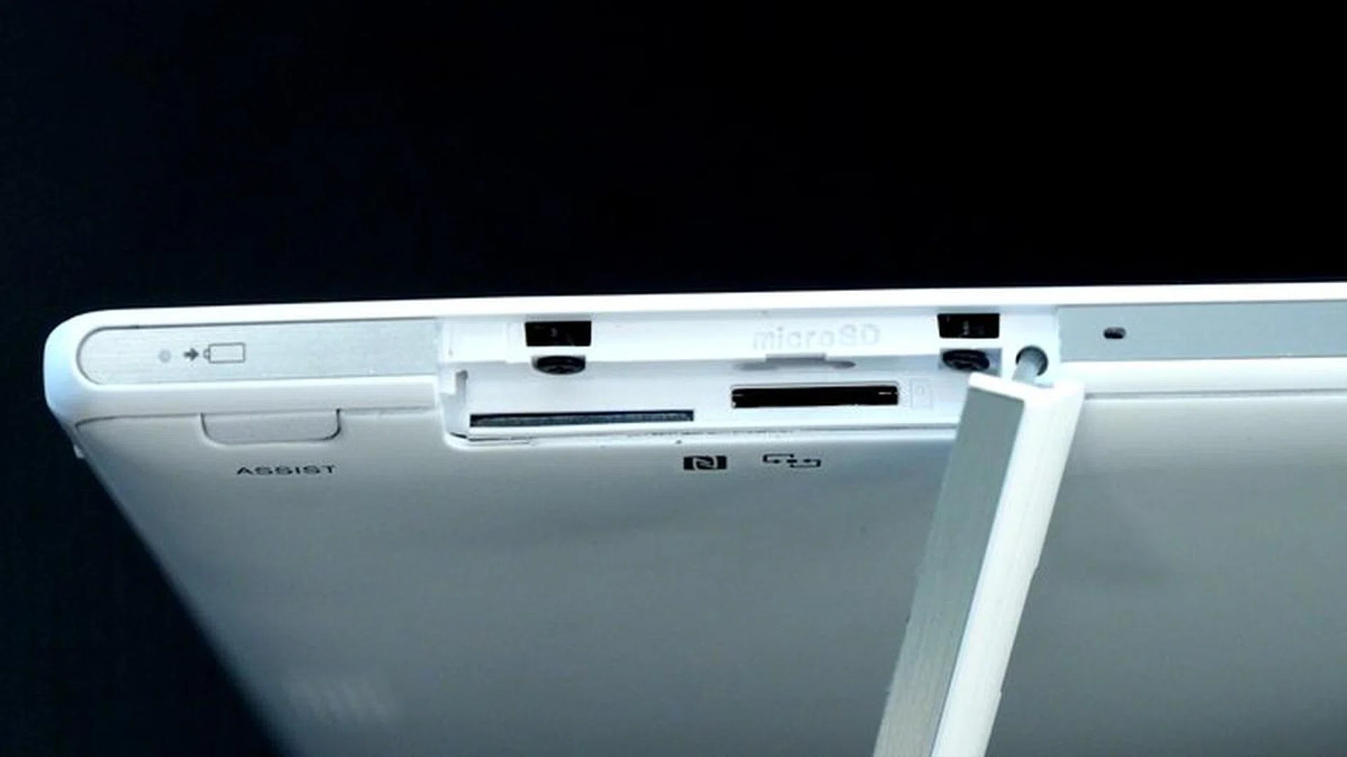 The tablet has an ''Assist" button for troubleshooting hardware issues, as well as built-in NFC and a microSD slot.