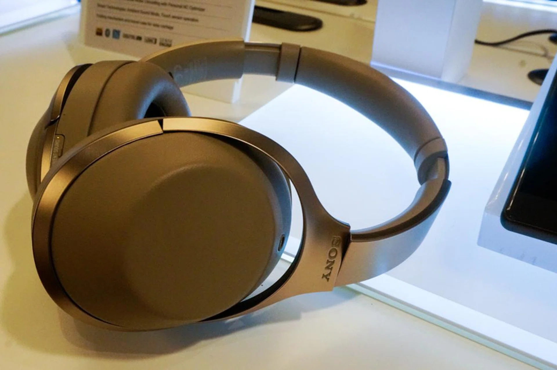 The MDR-1000X comes in a choice of Black or Grey Beige.
