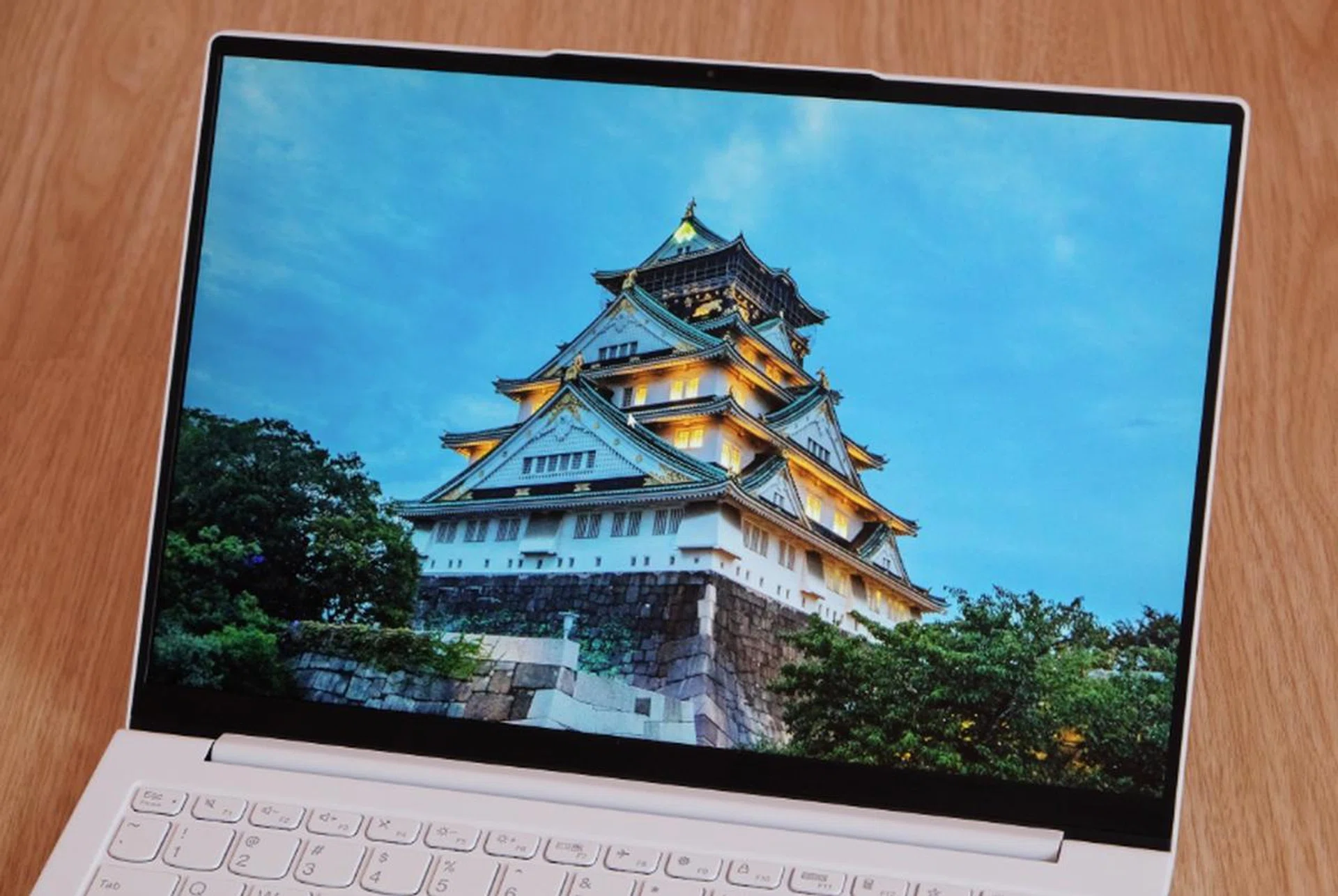 This is the only notebook to have a QHD display. It's a real step up from Full-HD displays.