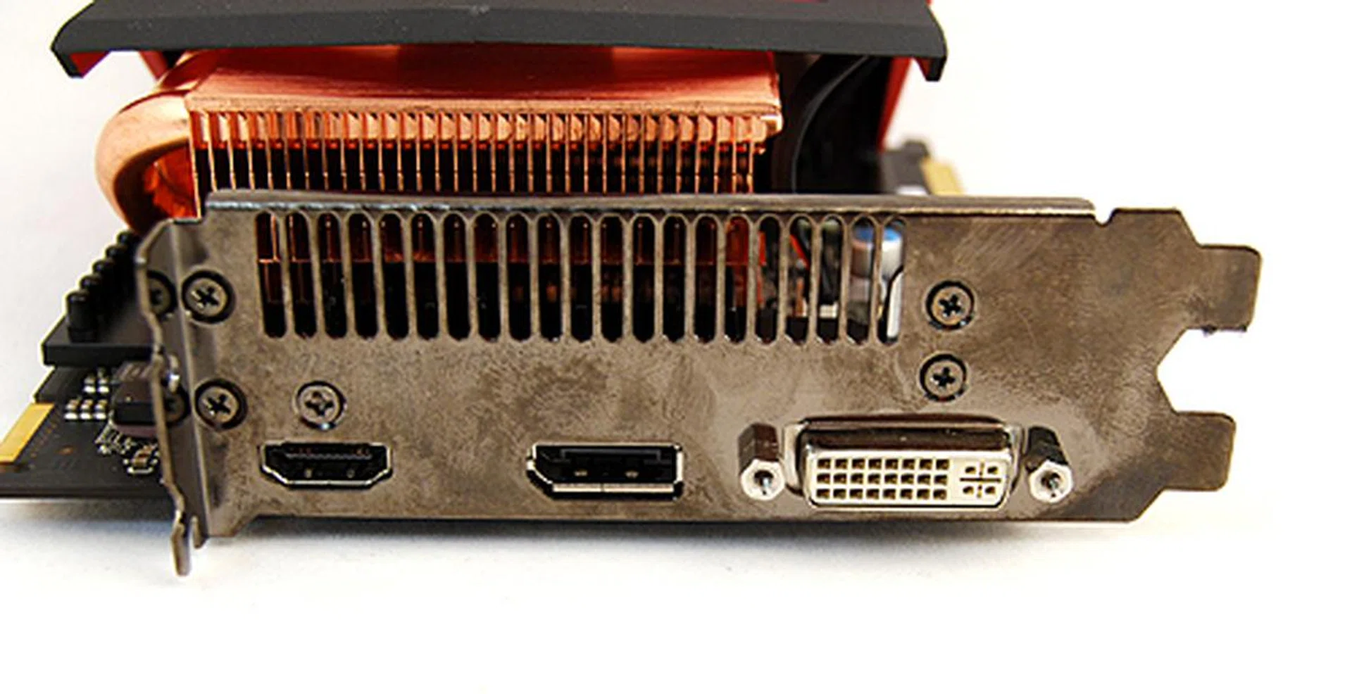 The Ares makes do with a single DVI, HDMI and DisplayPort for video output. 