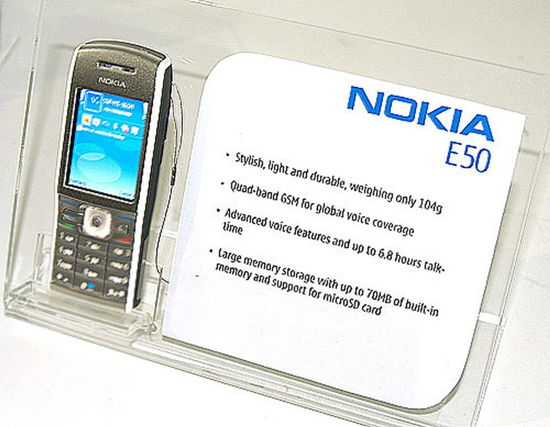 The E50 is packed with business functions but still keeps its size in check. It weighs only 104g and has expandable memory options.