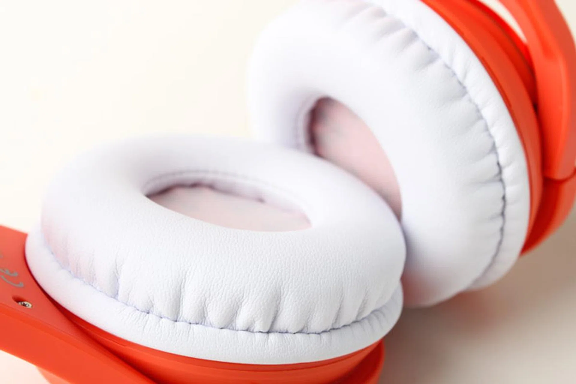 The cushioning here is literally "solid", but they do provide good noise isolation.