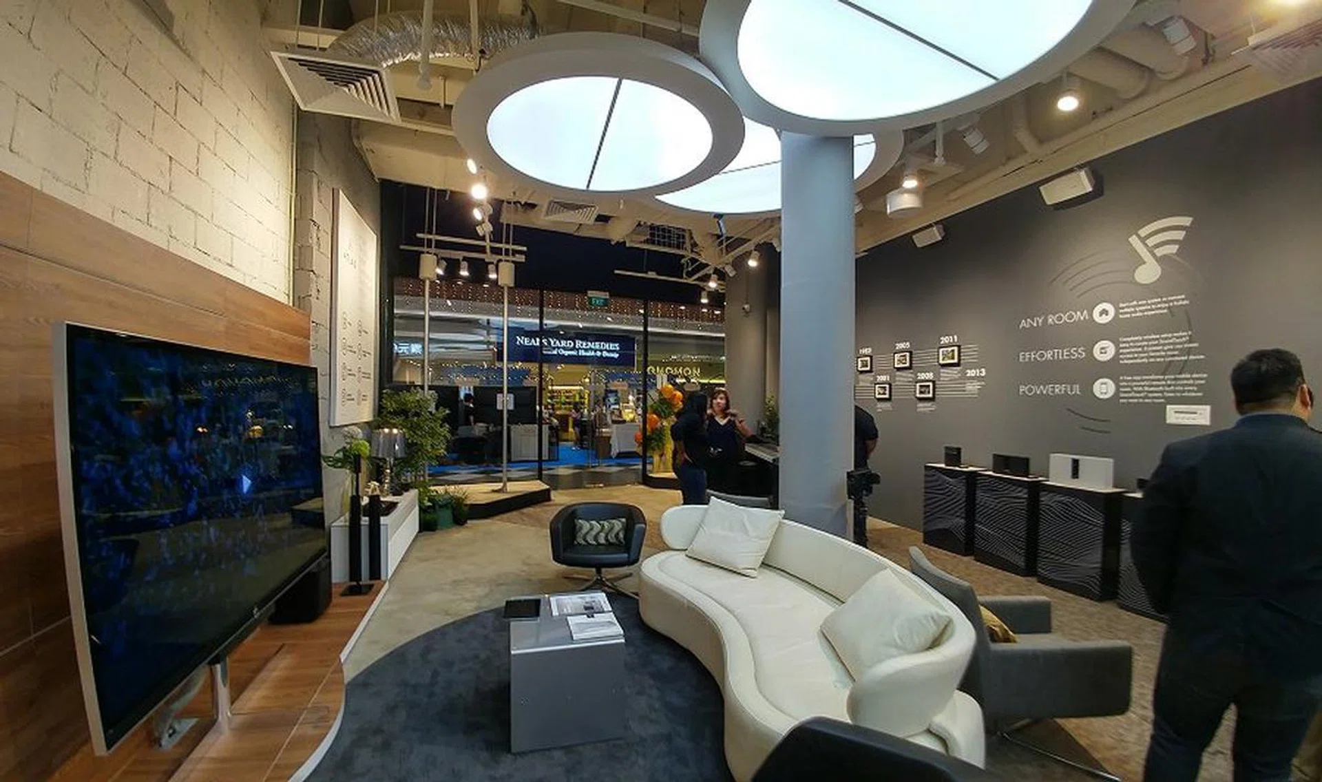 We test drove the speaker systems at a new extension of the Atlas showroom at Millennia Walk shopping mall.