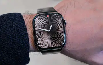 The new Apple Watch Series 10 in polished titanium. Photo: HWZ