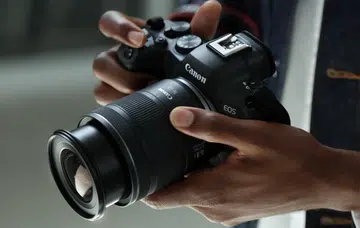 Canon's new RF16-28mm f/2.8 IS STM lens. Photo: Canon