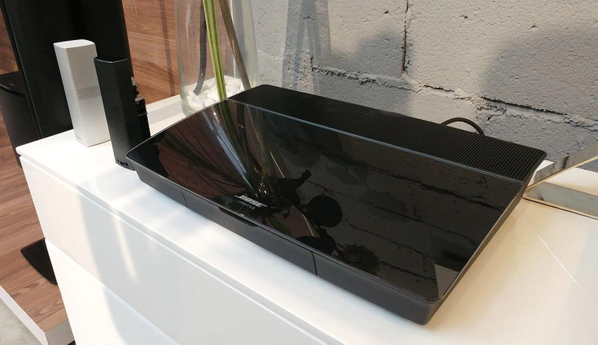 The central console of the system is quite a nice looking piece of hardware.