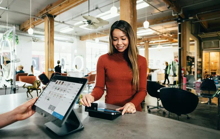 Yahoo Singapore commissioned a study to find out how do Singapore users really feel about digital payments. Photo by Blake Wisz on Unsplash.
