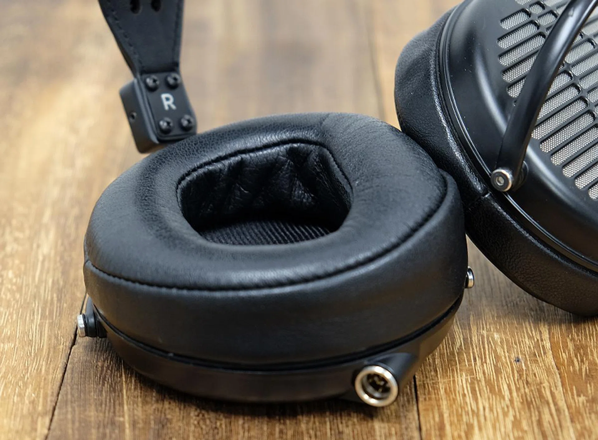 The thick plush angled ear pads help with comfort.