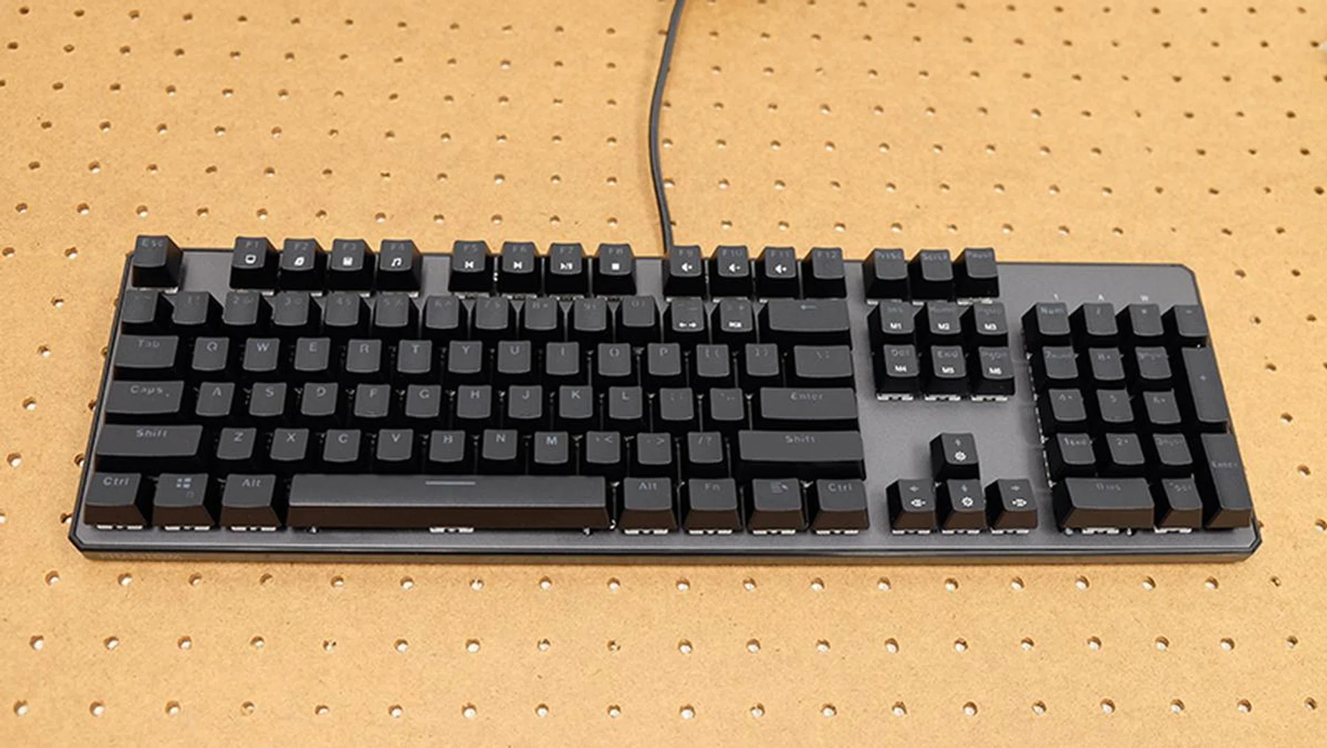 Tecware Phantom Elite