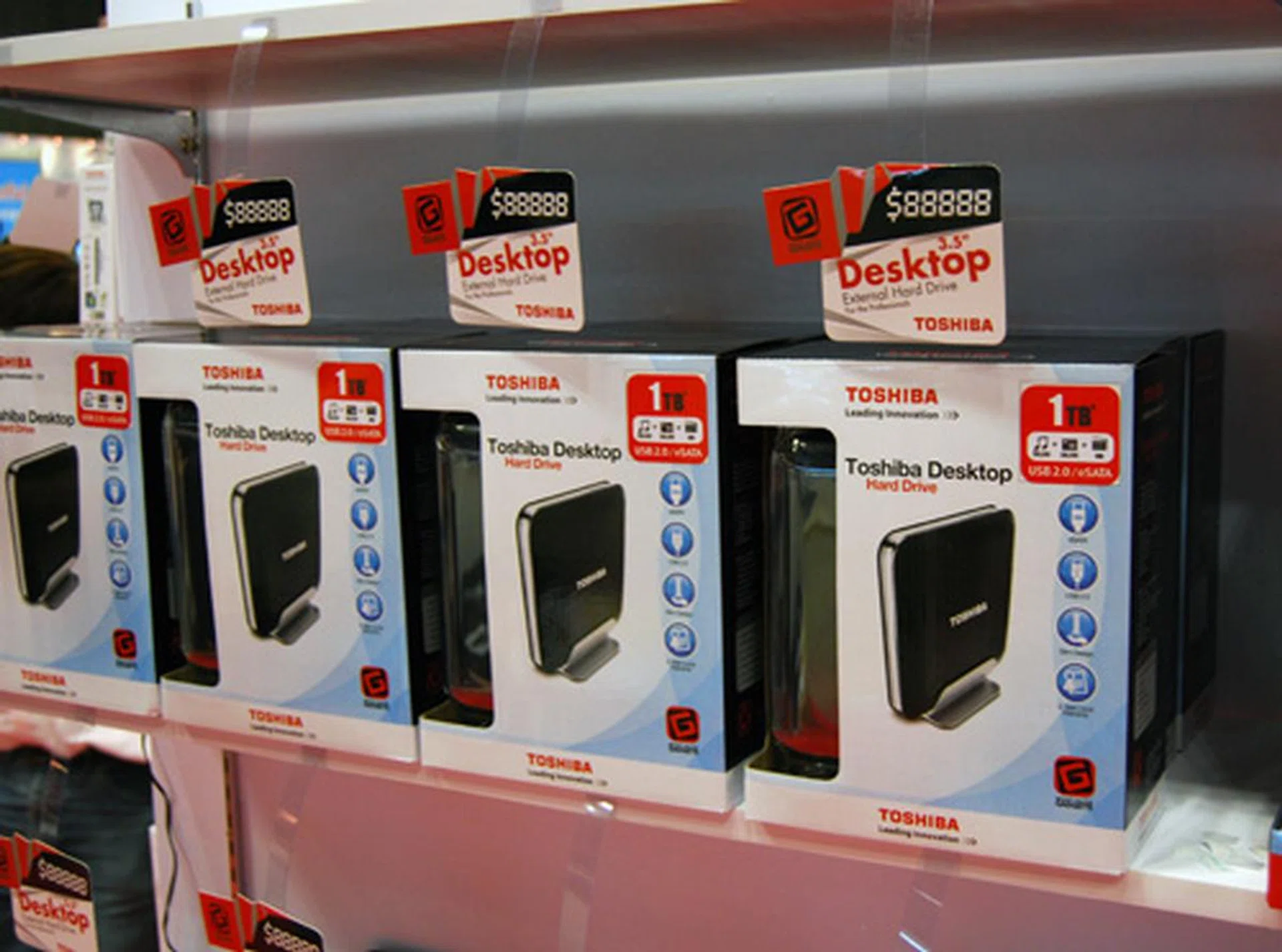 Wowzers, Toshiba's 1TB external hard drive is going for only $119! Oh, and please ignore the $88888 price tag shown in the picture though.