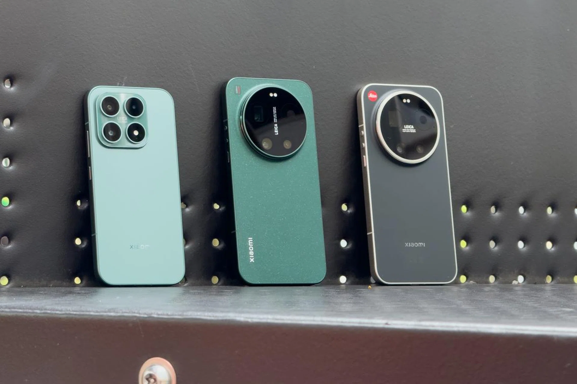 Left to right: Xiaomi 17, Xiaomi 17 Ultra, Leica Leitzphone powered by Xiaomi