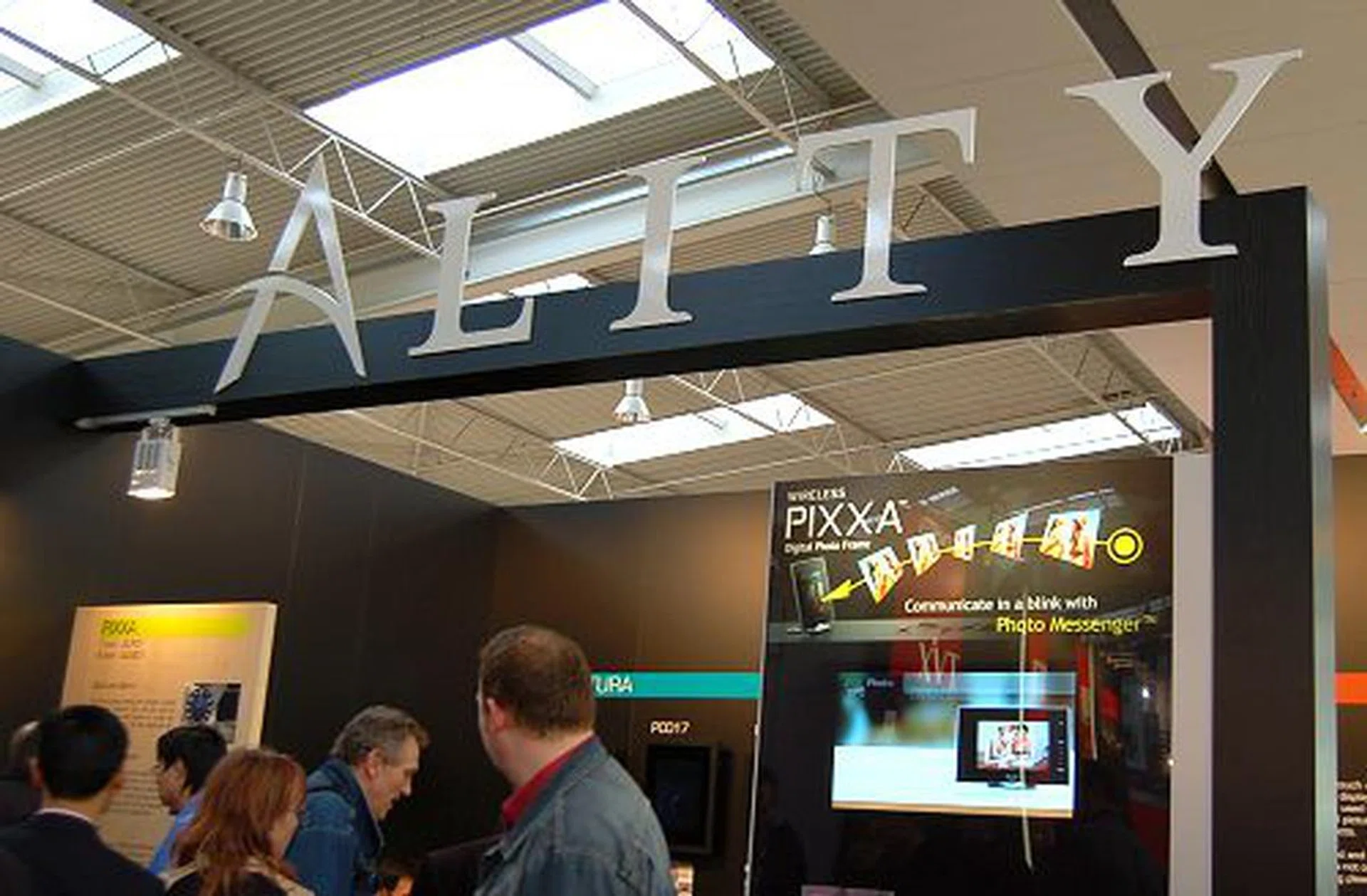  Ality had a variety of digital photo frames on display, but they developed a new intuitive model that's to be released around the June timeframe and looks like it will stir up the market.  