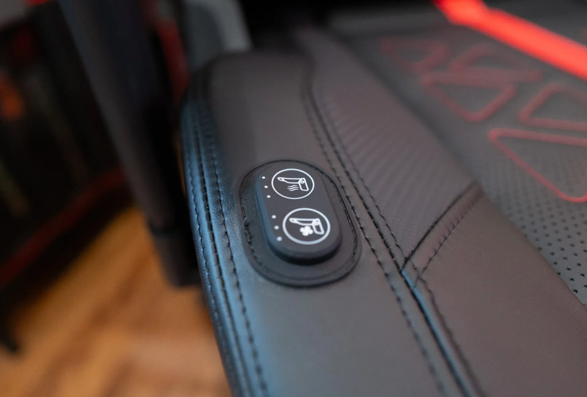DXRacer Martian Pro
