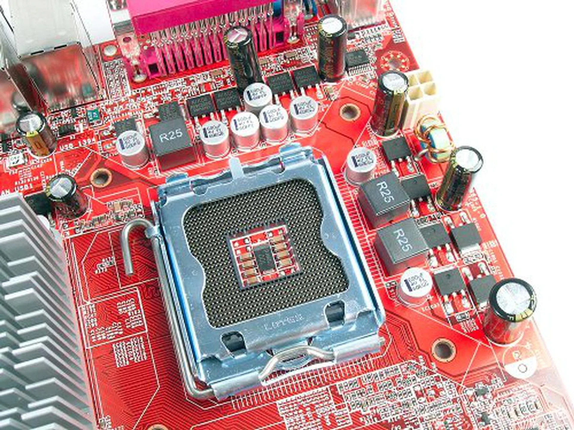 Nothing fancy for the mainstream Neo series. The board mainly uses standard components such as electrolytic capacitors. However, MSI does make use of solid capacitors for the board's PWM design around the socket area.