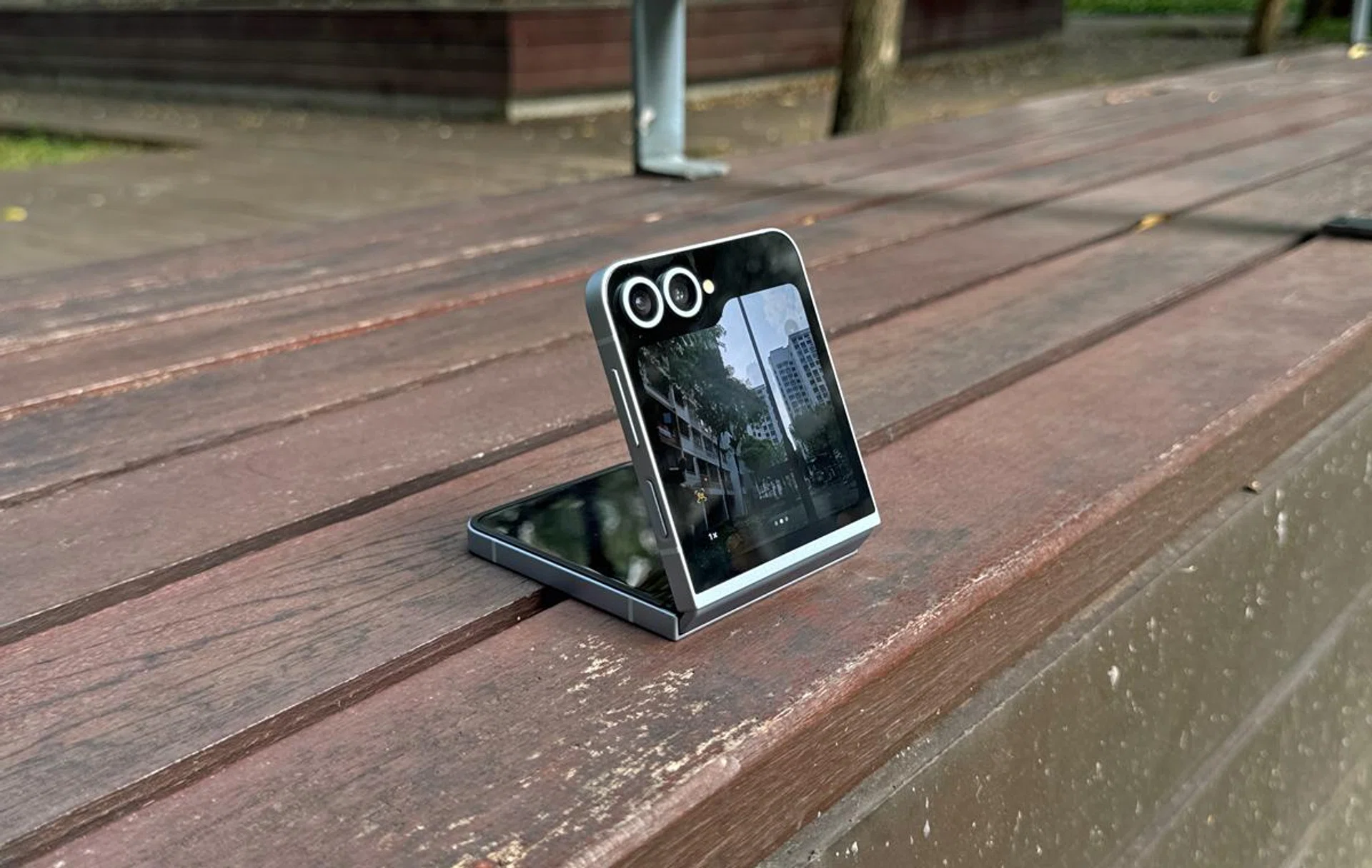 Samsung Galaxy Z Flip6. Photo: HWZ.