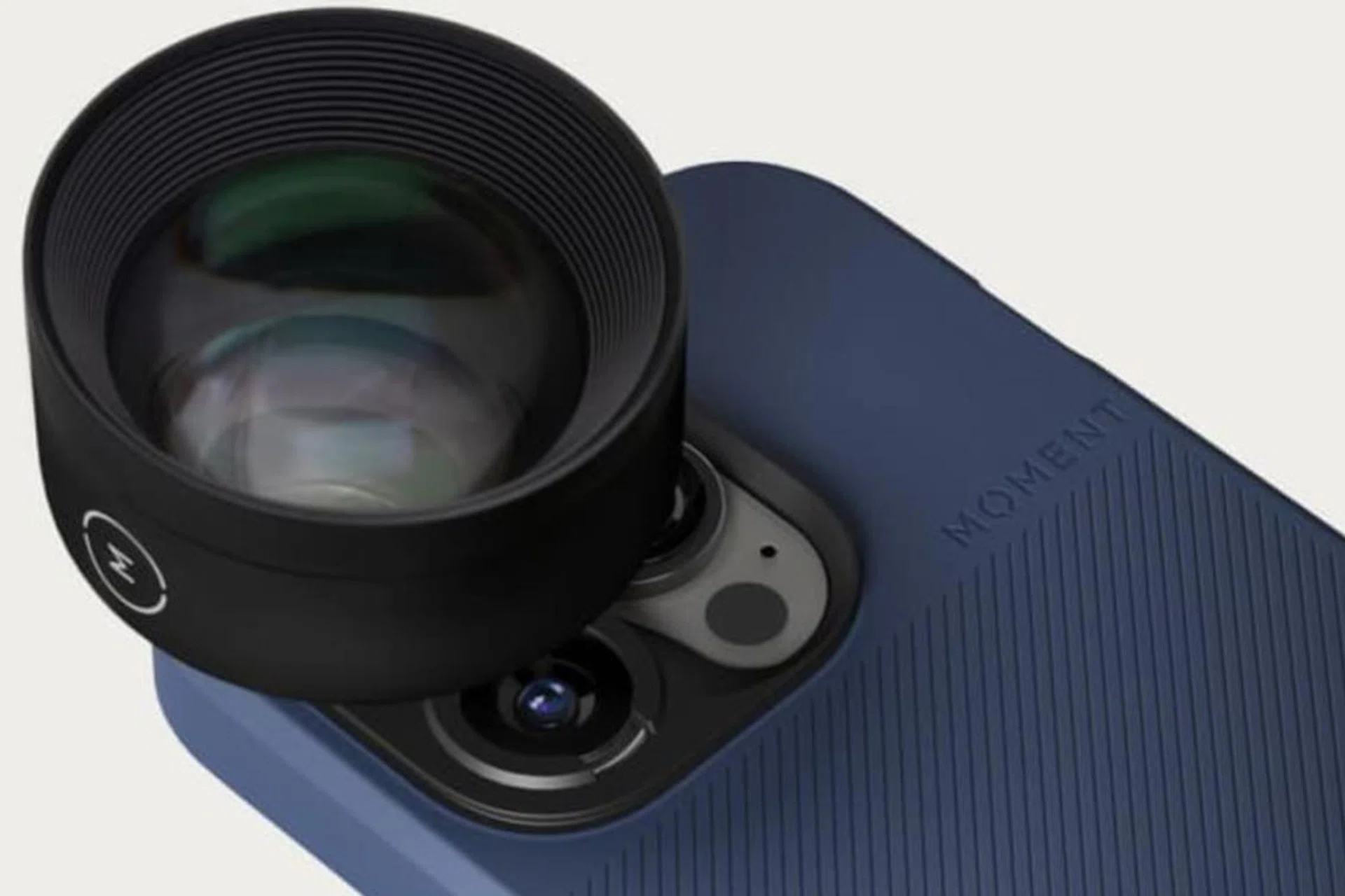 Moment 75mm macro mobile lens. Jin dua liap (Hokkien for "really big" (specific to spherical or round shapes). Source: Moment.