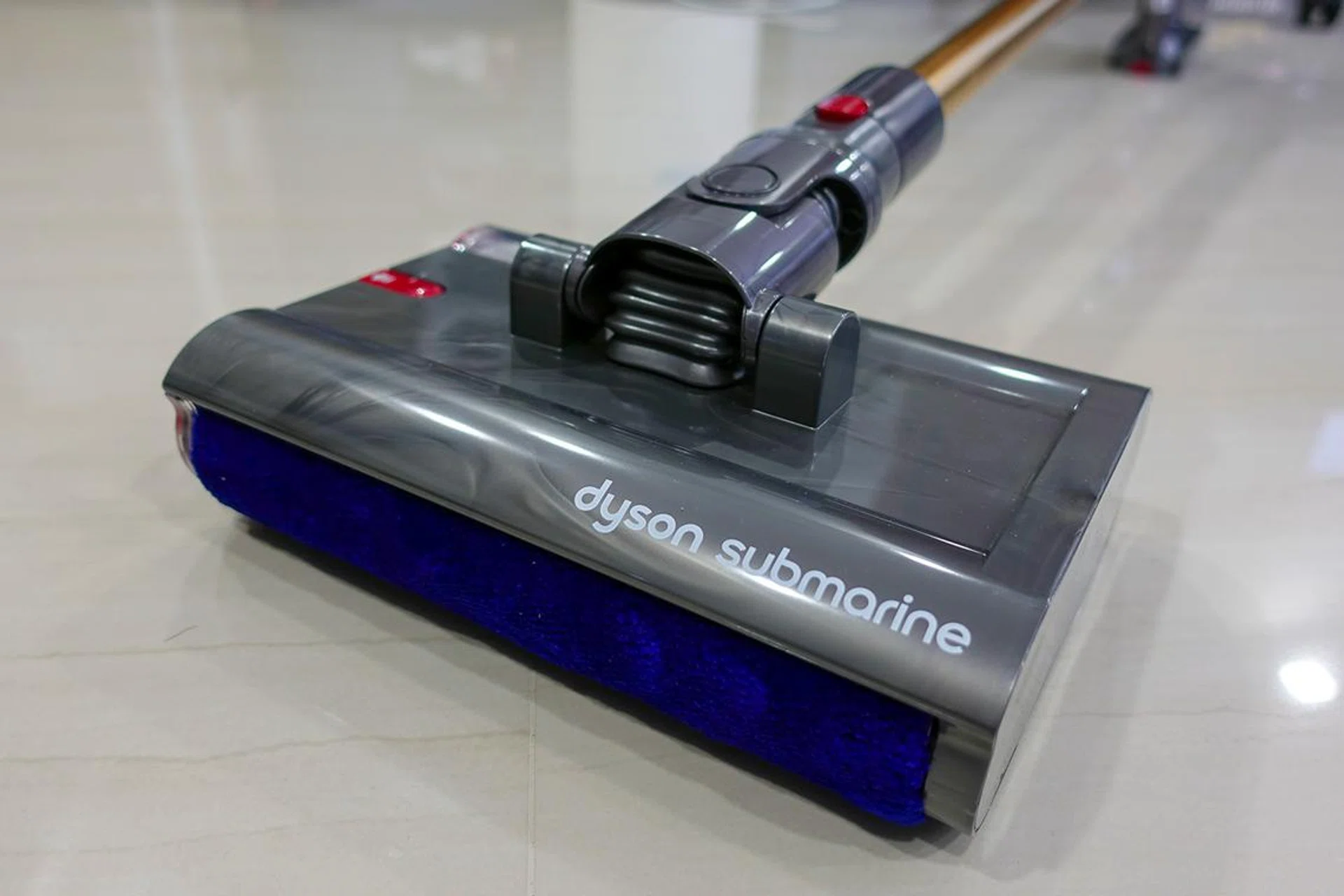 Dyson V12s Detect Slim Submarine