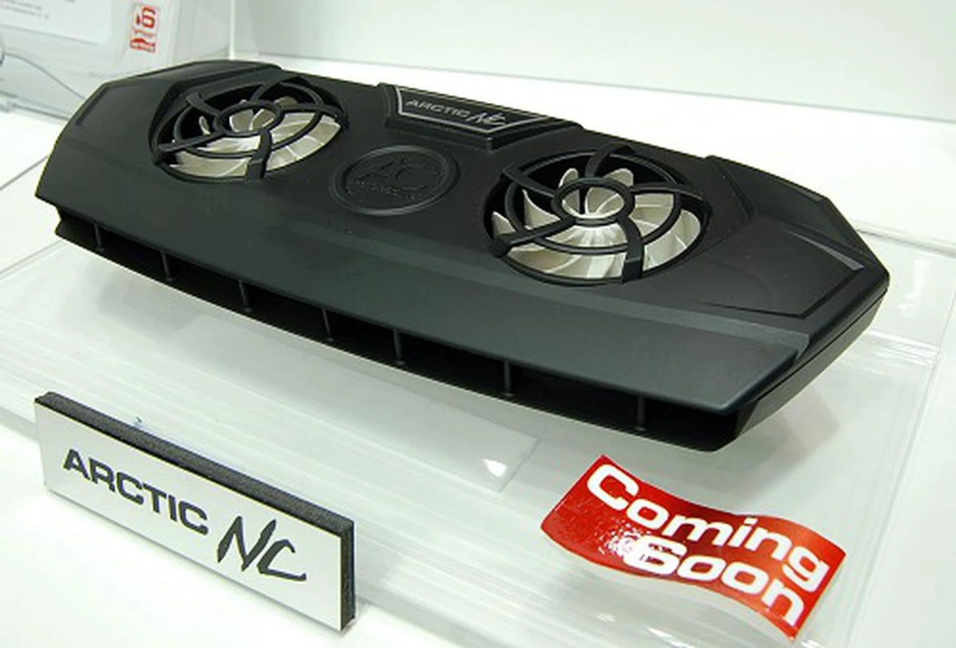  The Arctic NC (notebook cooler) sports dual 60mm PWM fans and comes with a four-port USB hub at the rear. Suitable for notebooks of 12-inch to 19-inch sizes and should hit retail from April onwards.  