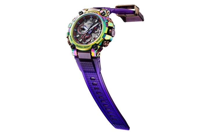 Casio G-Shock Aurora Oval series MTG-B3000.