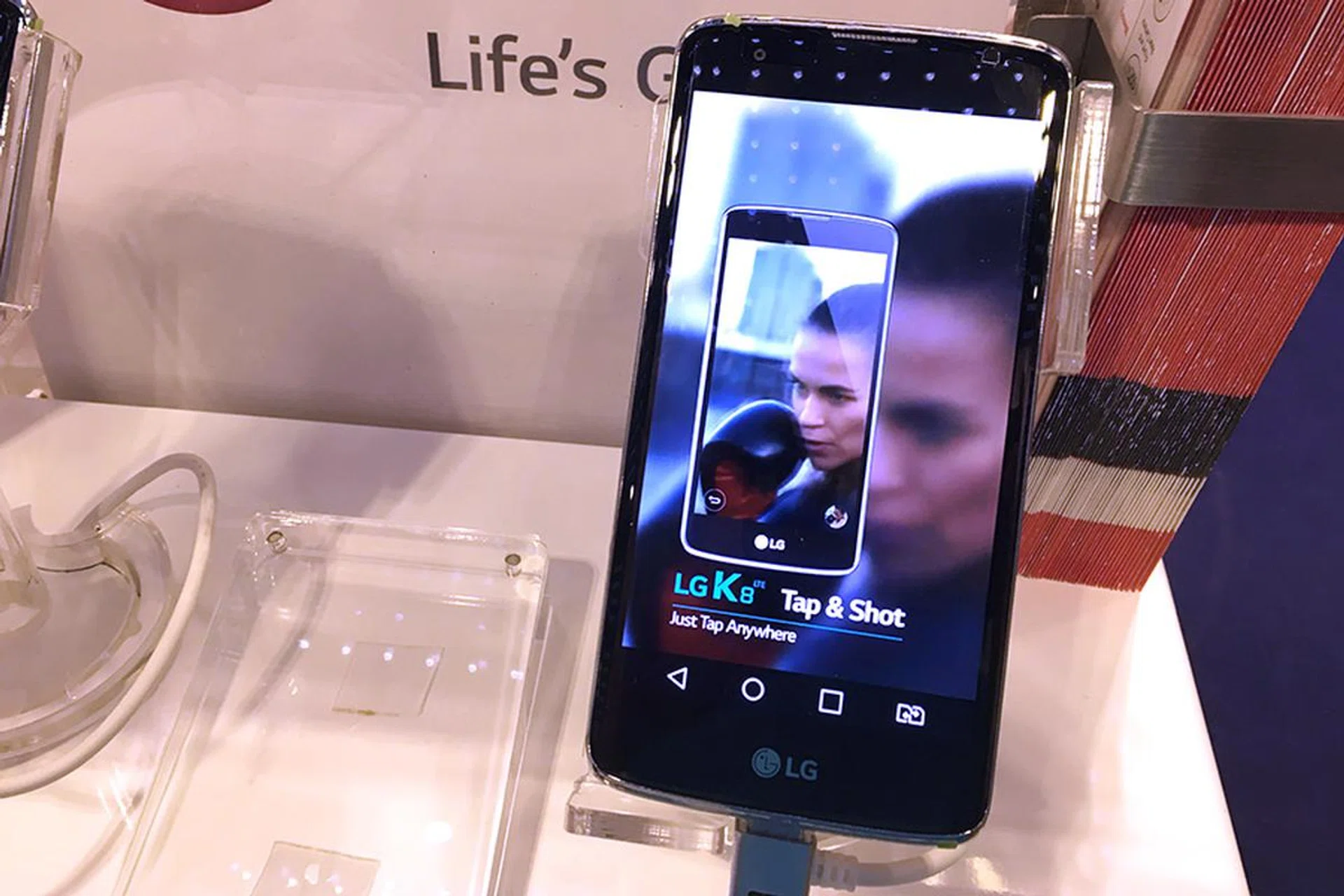 The LG K8 sports a 5.0-inch HD display, Android 6.0 Marshmallow, a MediaTek MT6735 quad-core 1.3GHz processor, 1.5GB RAM, 8GB internal storage, an 8MP rear camera, and a removable 2,125mAh battery. Going for $199, down from the usual $249.