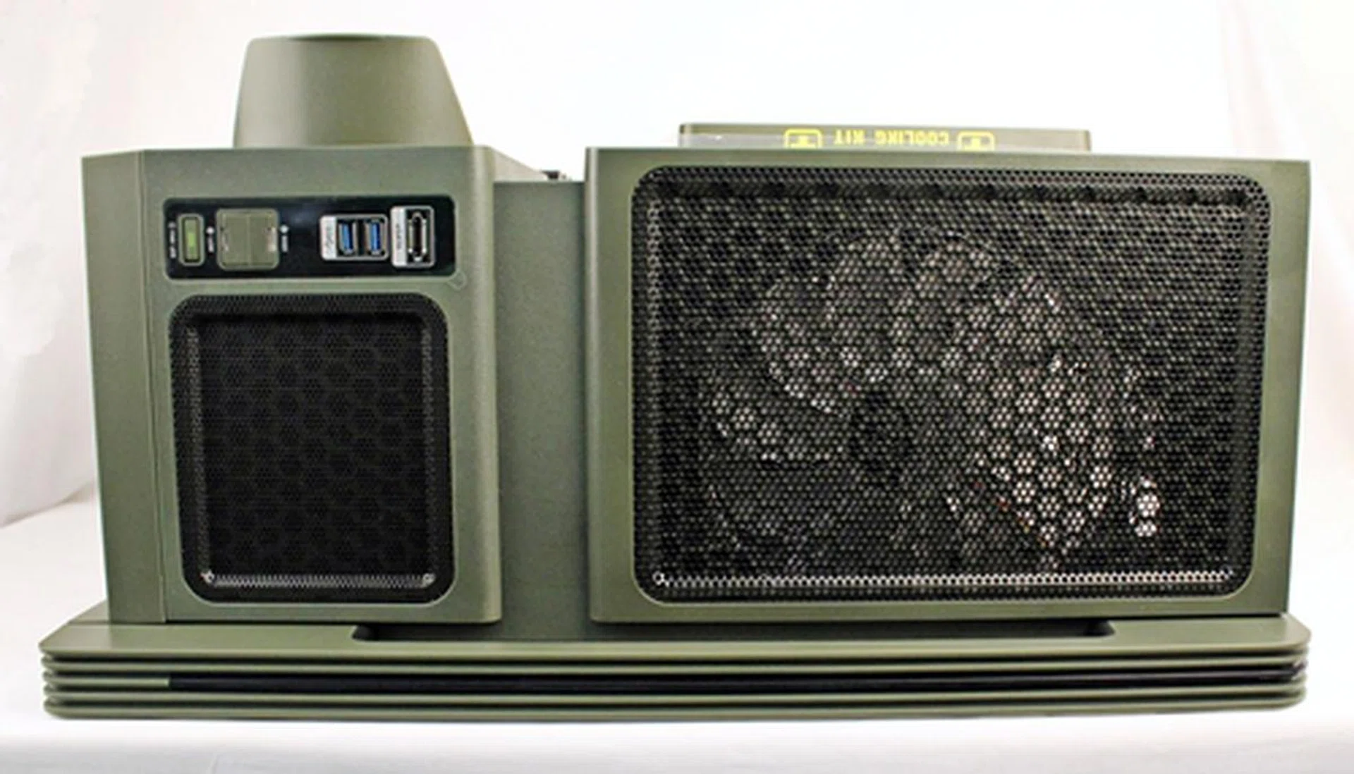 The top of the Thermaltake Level 10 GT Battle Edition features two air intakes and more I/O ports. The top cooling fan control buttons are next to the pair of blue USB 3.0 ports.