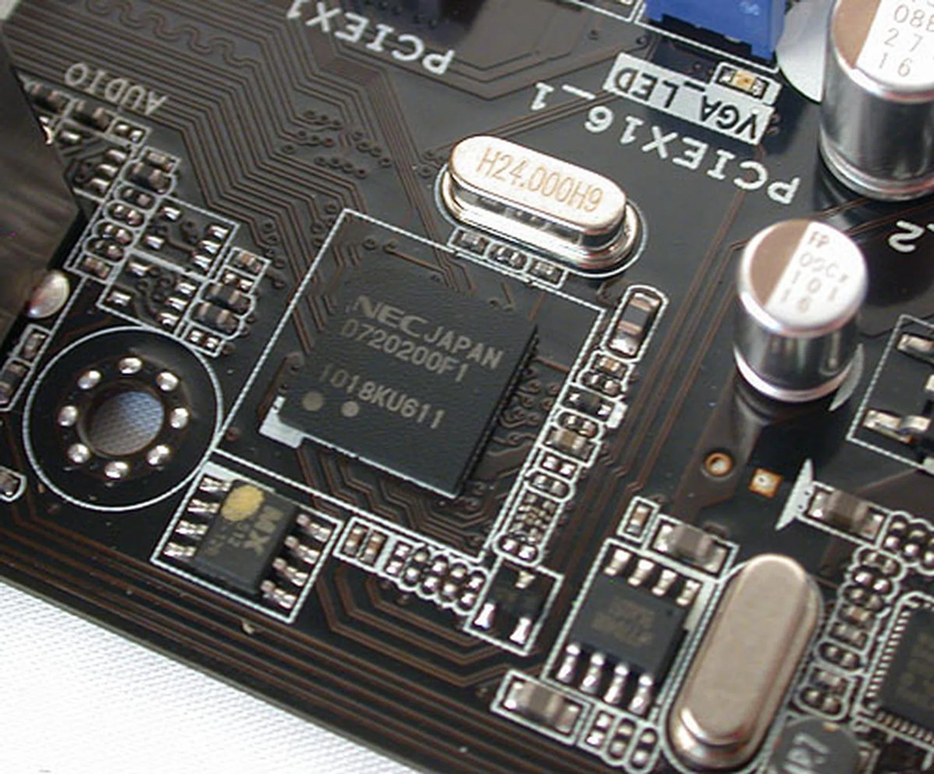 ASUS has included two NEC 3.0 controllers for a total of four USB 3.0 ports.