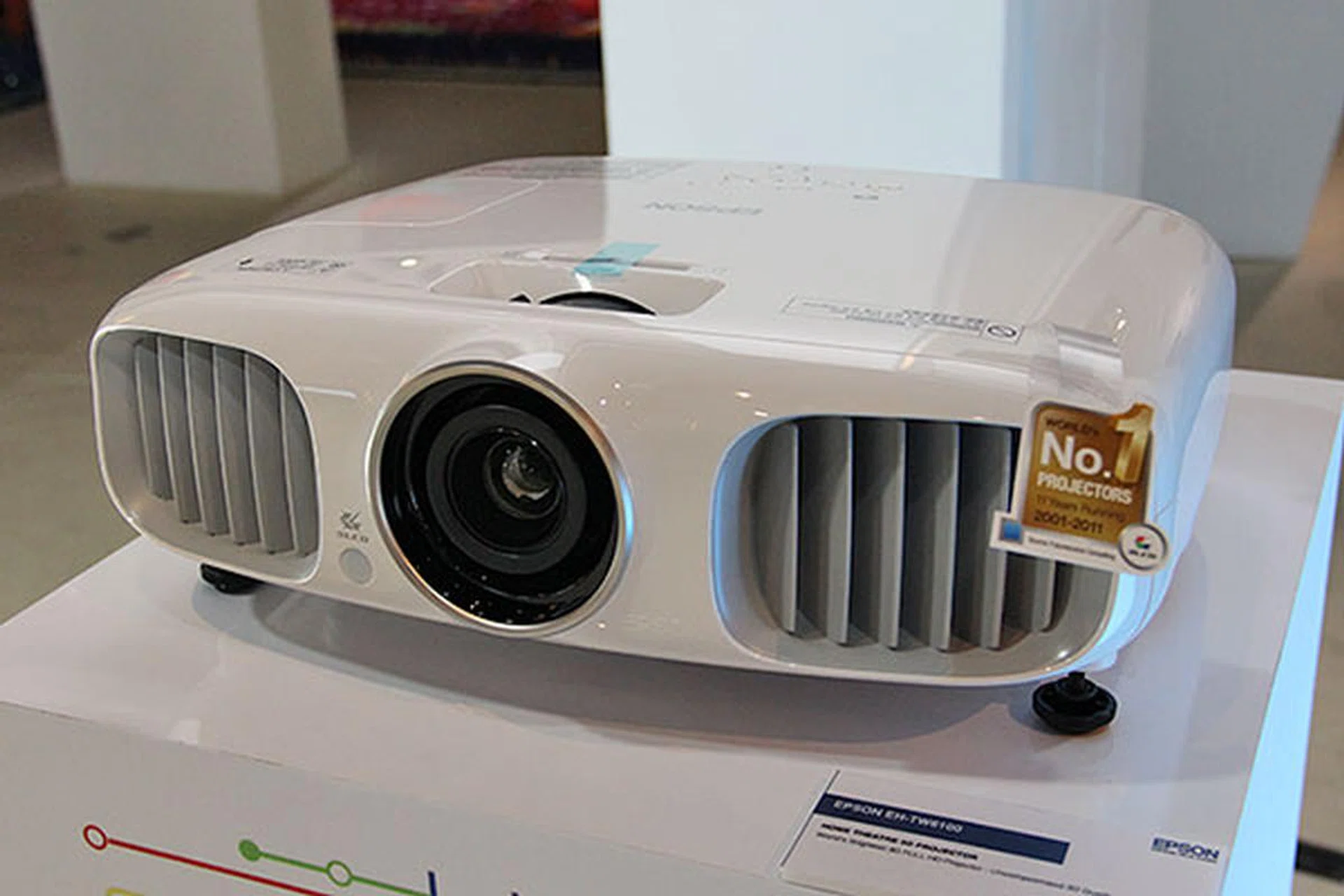 The 'lowest-end' model of the bunch is this EH-TW6100. Still, it's a 1080p 3D projector with a 480Hz refresh rate. Epson's EH-TW6100W, which supports WirelessHD, will not be available here.