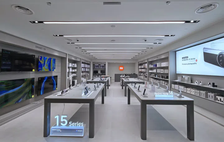 Store interior layout at JEM's revamped outlet. Image: Xiaomi.