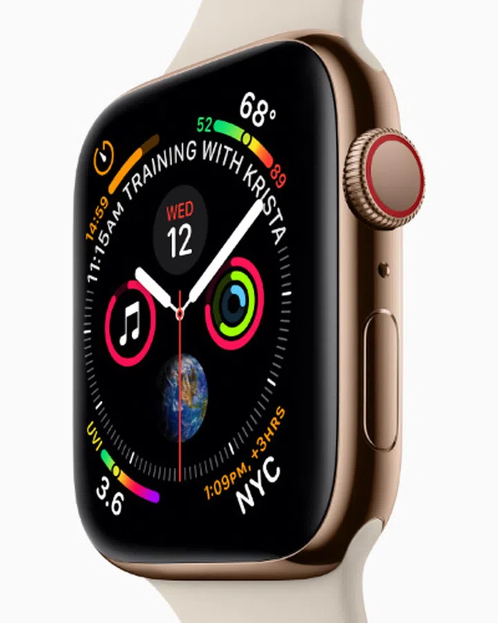 The displays are now pushed all the way into the edges of the case. (Image source: Apple)