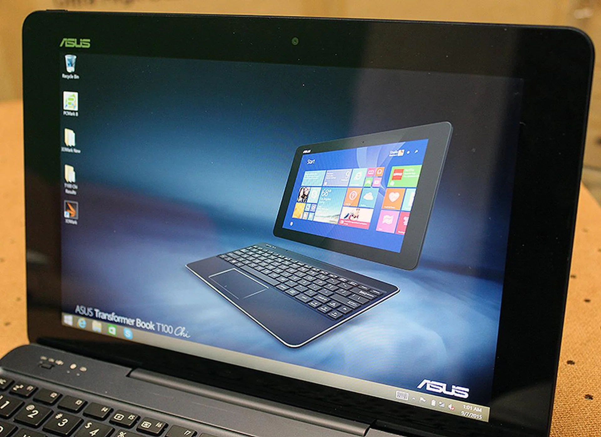 The ASUS' display has the highest resolution - 1,920 x 1,200 pixels to be exact.