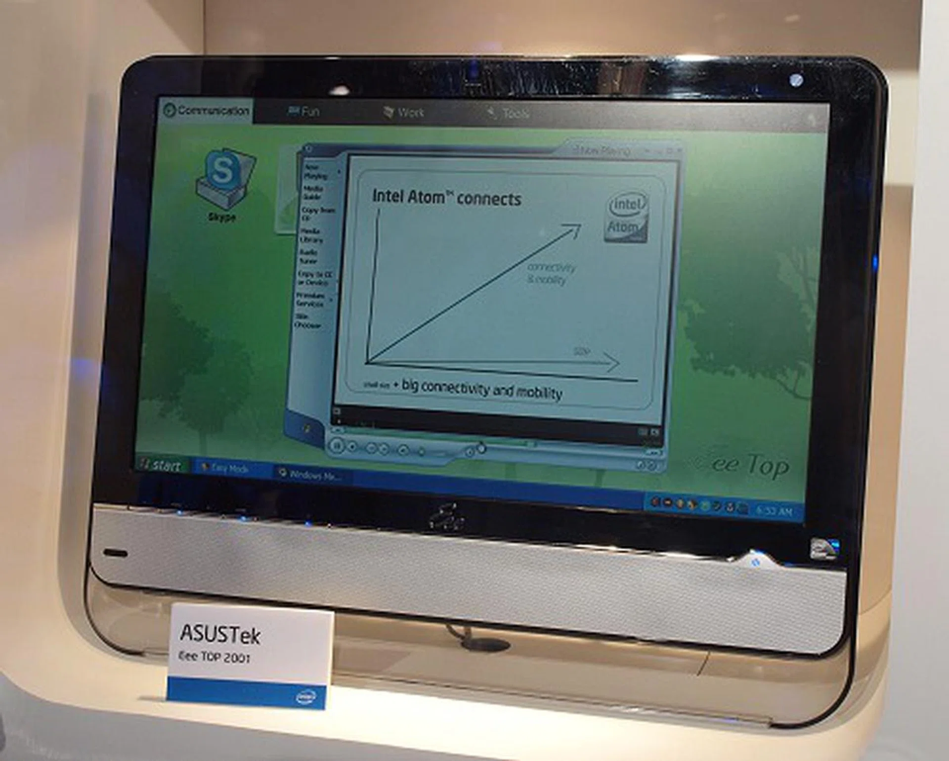  The ASUS Eee Top 2001 is a large and slim 20-inch AIO system still following on the original Eee Top design - including the Atom platform.  