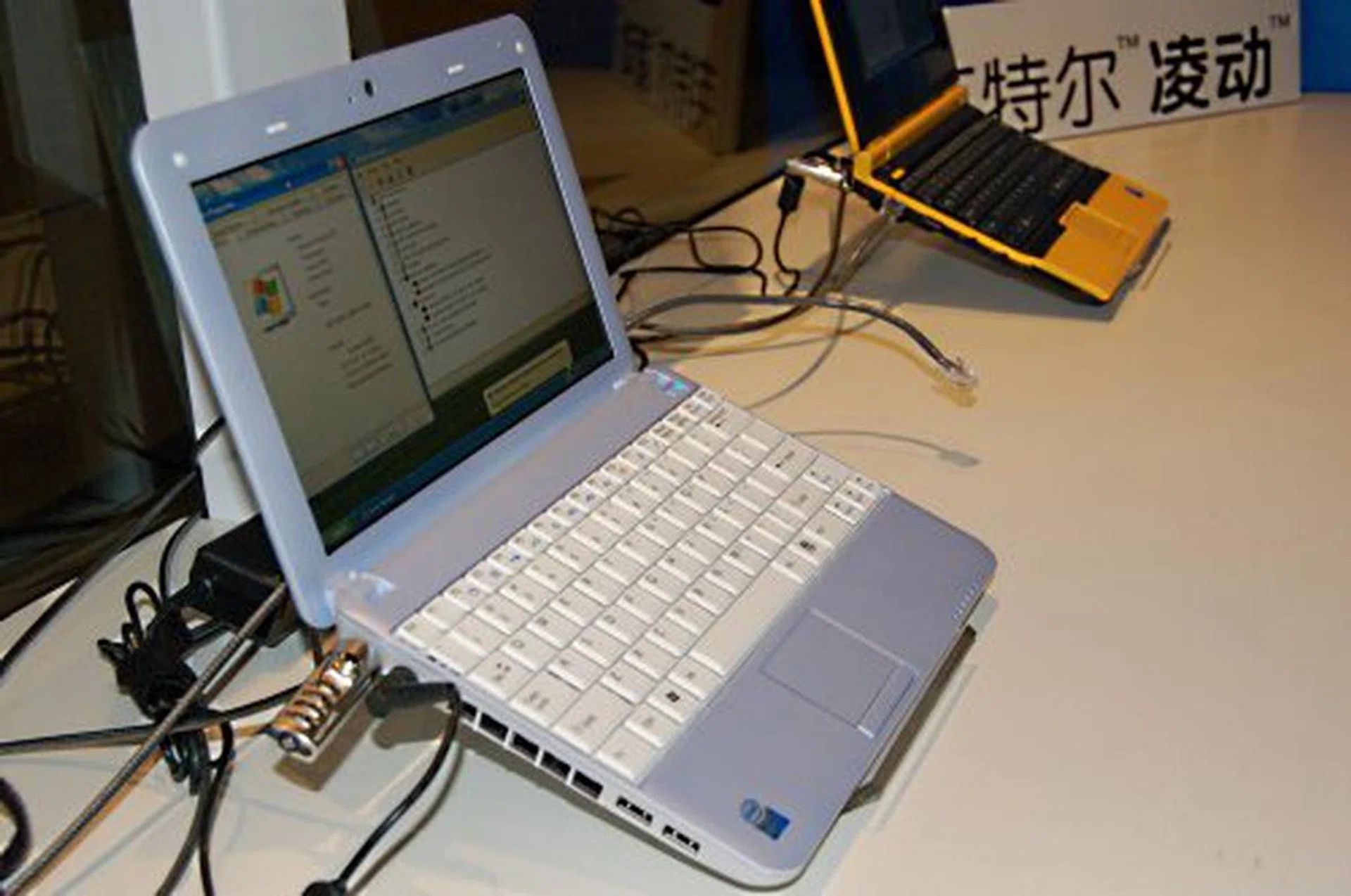 More Netbook designs. Doesn't the yellow one on the far end remind you of the ASUS Lamborghini color?