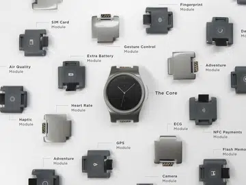 BLOCKS smartwatch, with all the modular parts that shapes the features of the wearable.