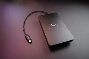 The OWC Envoy Ultra is one of the first external SSDs that support Thunderbolt 5. Photo: HWZ