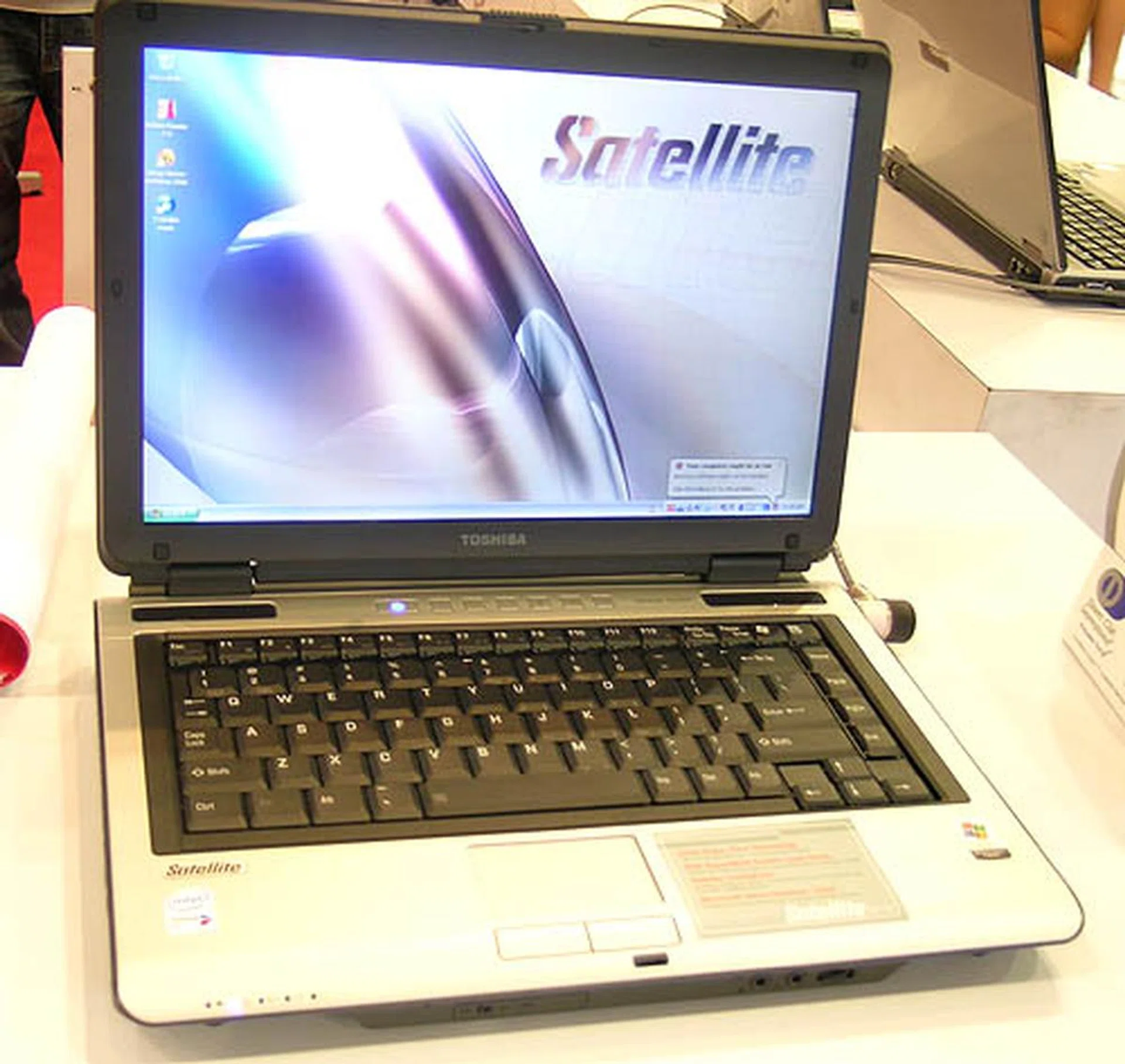 The Satellite M100-3021E has 1GB of DDR2 RAM and a Radeon X1400 Mobility chipset from ATI. Together with a 100GB SATA hard drive, this Core Duo powered notebook is a good mid-range portable notebook weighing 2.26kg. It is priced at $2699.