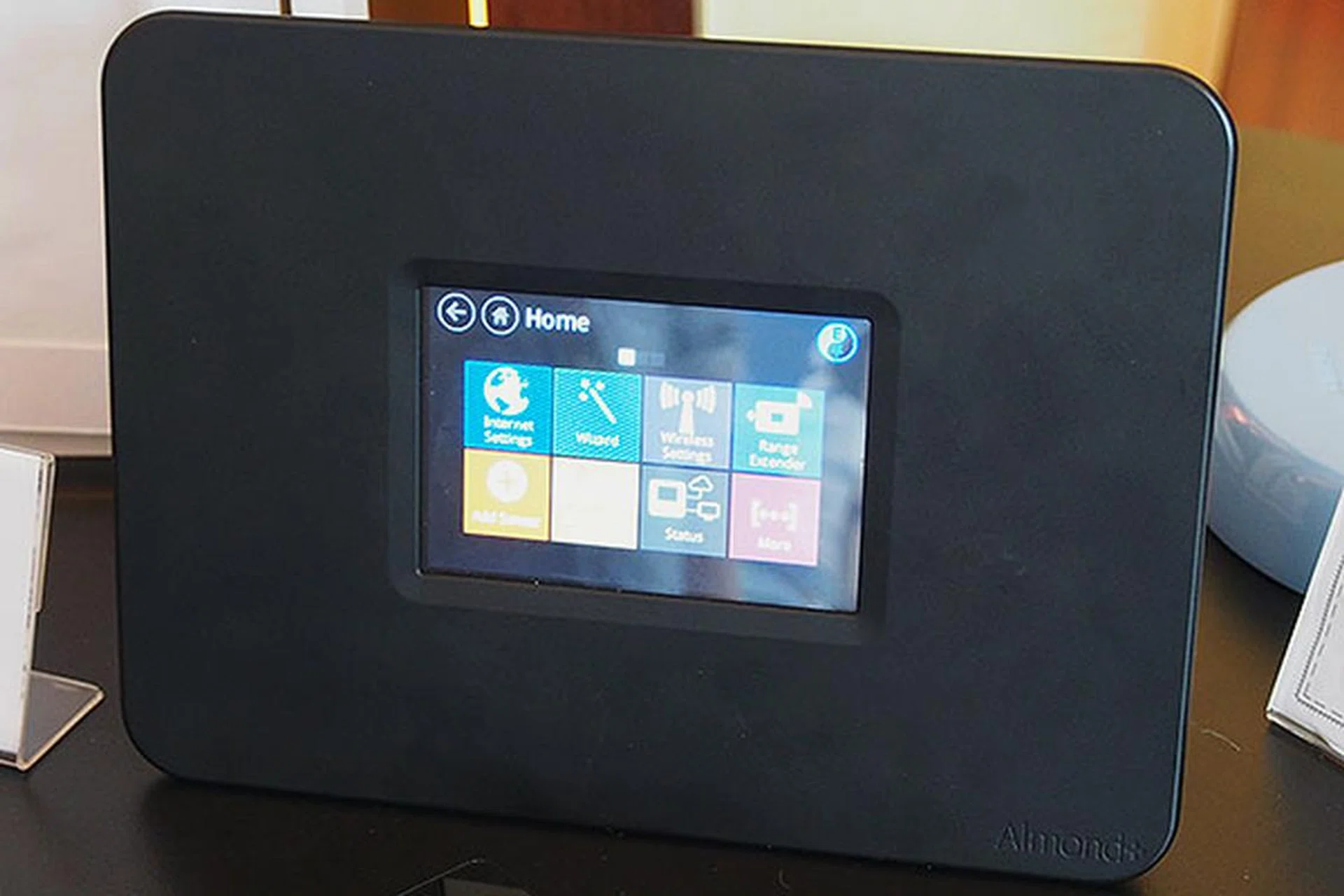 Securifi Almond+ router